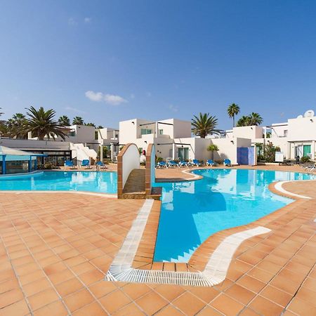 Homeforguest Moderno Apartamento Con Piscina En Corralejo Kültér fotó
