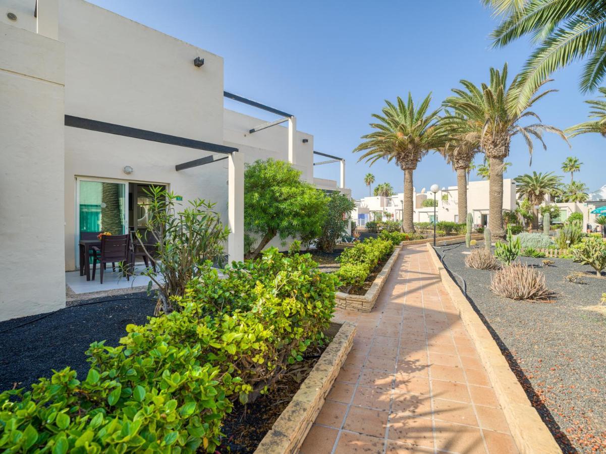 Homeforguest Moderno Apartamento Con Piscina En Corralejo Kültér fotó